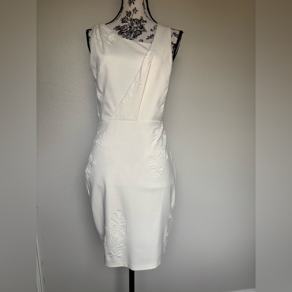Marineblu beige Floral Mini Dress - Picture 2 of 12